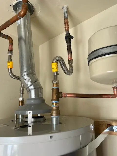 Water heater installation and plumbing repair in Crescent Park